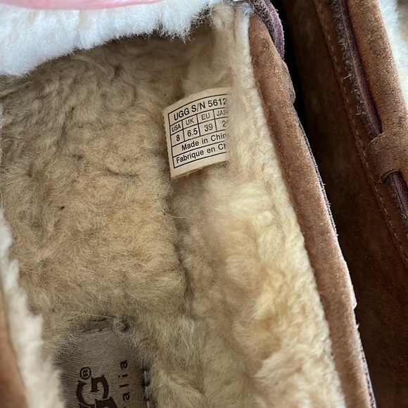 UGG Dakota Mocassin Slippers in chestnut, Women’s size 8 - Picture 3 of 4